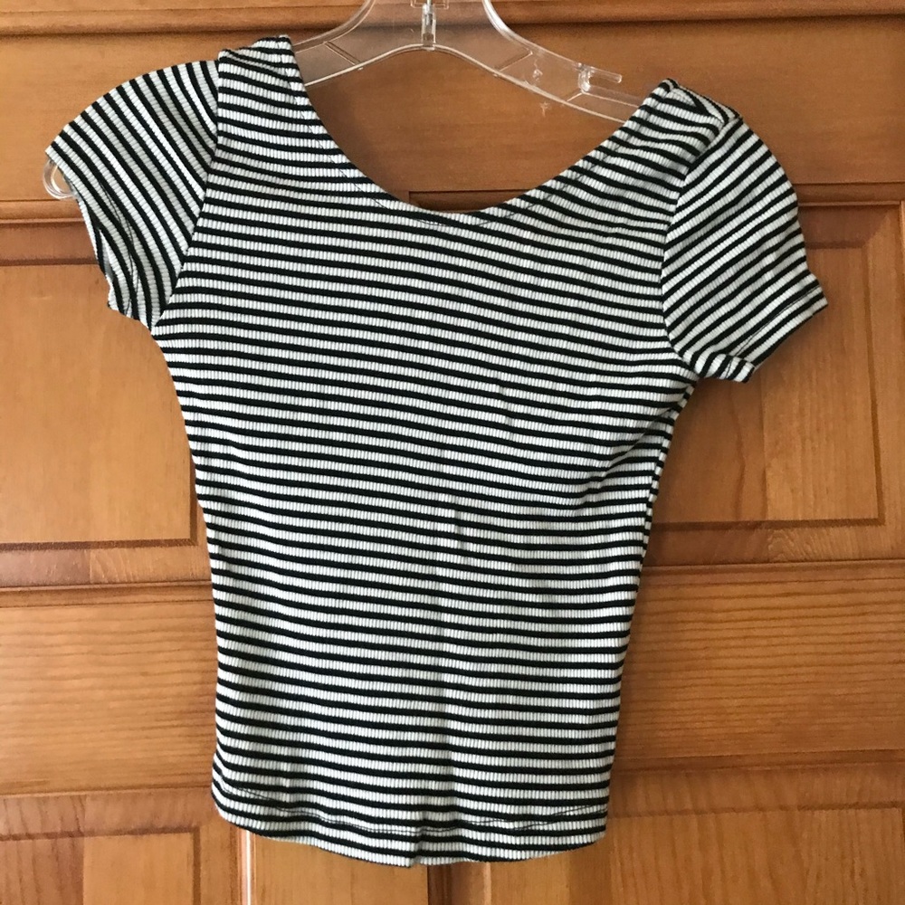 BRANDY MELVILLE Fitted Striped Crop Top